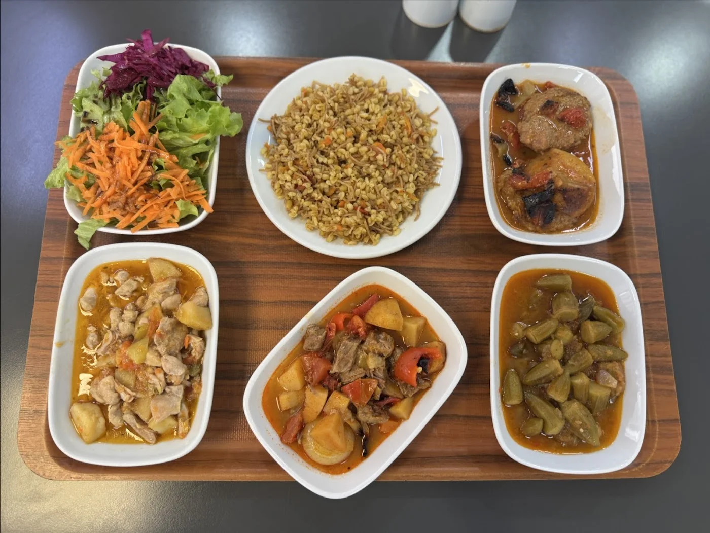 Six dishes on a tray